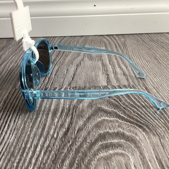 Cat and Jack Toddler Aviator Sunglasses - Picture 4 of 5